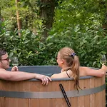 Forest Finest, Luxe Met Hot Tub Mooie Overkapping En Prachtige Tuin Met Veel Privacy شاليه *