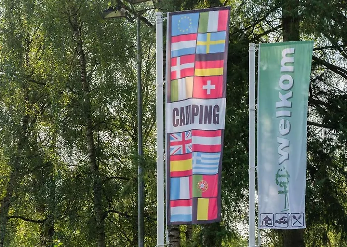 Forest Finest, Luxe Met Hot Tub Mooie Overkapping En Prachtige Tuin Met Veel Privacy *