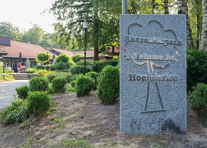 Forest Finest, Luxe Met Hot Tub Mooie Overkapping En Prachtige Tuin Met Veel Privacy * 헨덜루