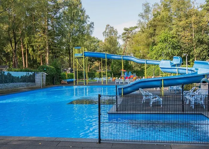 Forest Finest, Luxe Met Hot Tub Mooie Overkapping En Prachtige Tuin Met Veel Privacy * 헨덜루