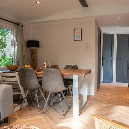 Forest Finest, Luxe Met Hot Tub Mooie Overkapping En Prachtige Tuin Met Veel Privacy Chalet