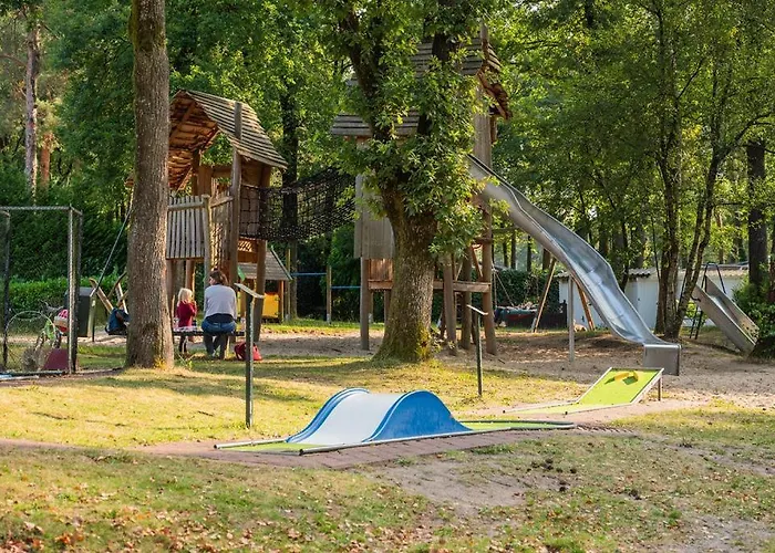 Forest Finest, Luxe Met Hot Tub Mooie Overkapping En Prachtige Tuin Met Veel Privacy Chalet